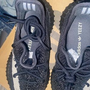 2016
Yeezy Boost 350 V2 'Oreo size 6m